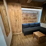 Appartement Studio-zlota Jaskinia Z Widokiem Na Tatry I Tarasem